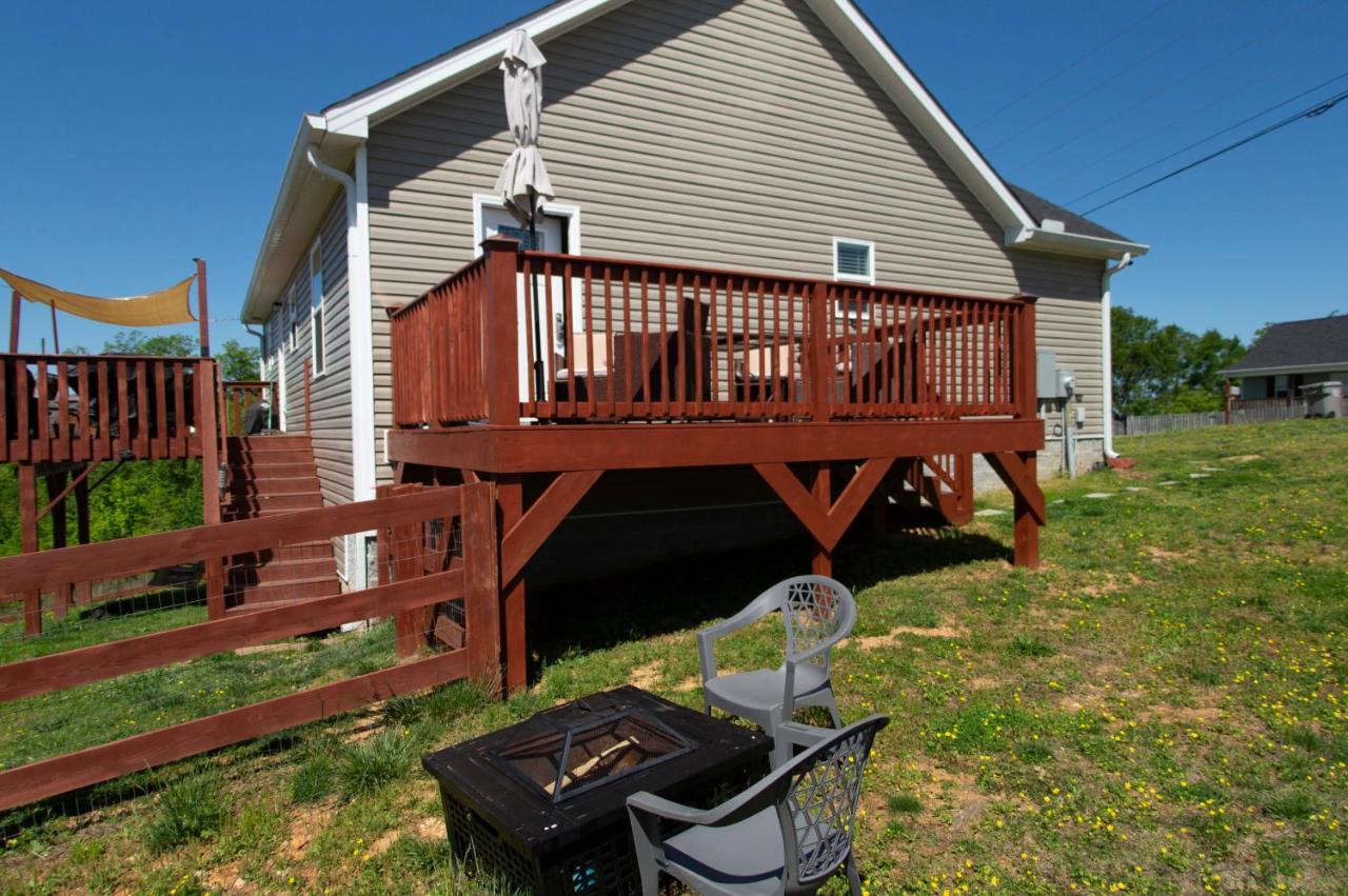 Great Little Guest Suite With Private Entry & Deck! Pet Friendly & 30 Mins To Nashville! Ashland City Esterno foto