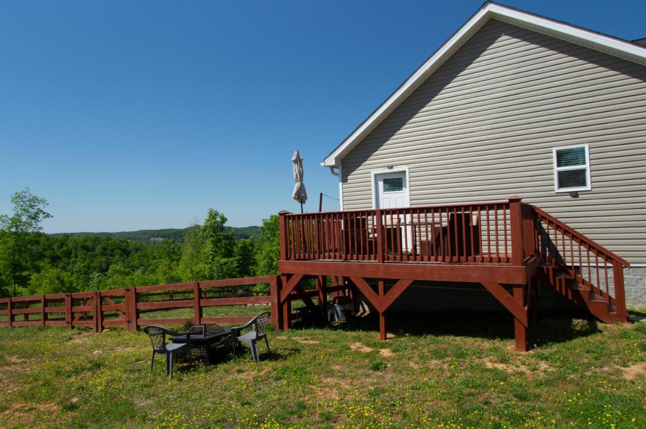 Great Little Guest Suite With Private Entry & Deck! Pet Friendly & 30 Mins To Nashville! Ashland City Esterno foto